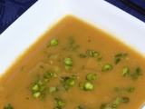 Soupe de potimarron aux châtaignes et pistaches