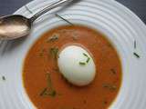 Soupe De Tomates Lait de Coco Curry Et Son Oeuf Mollet