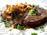 Tournedos de biche sauce madère aux chanterelles et sa poêlée de légumes rustiques