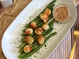 Asperges rôties aux Saint Jacques et sa sauce aux échalotes