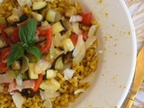 Coquillettes au curry et aux légumes de saison