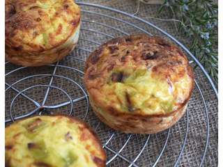 Quiche sans pâte individuelle poireaux comté lardons