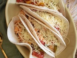 Tortillas au poulet, poivrons et ketchup