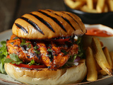 Burger au poulet tandoori : Recette facile et savoureuse