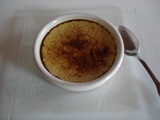 Crème brûlée savoureuse à la fleur d’Aunis et au cognac