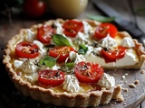 Incontournable : Tarte Gourmande à la Tomate, Chèvre et Miel – Un Delice Estival Éclatant de Saveurs