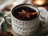 Révélez l’Extraordinaire Saveur d’Hiver avec cette Recette Inratable de Vin Chaud aux Épices