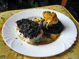 Dos de cabillaud à la tapenade faite maison, st Jacques, sauce corail, aubergine roulée