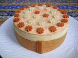 Gâteau décoré joconde à la compote de figues, mousses de calisson et abricot