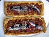Pissaladière aux anchois au sel et piquillos