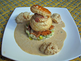 Vol au vent à la langouste, sauce sabayon, girolles et poireaux