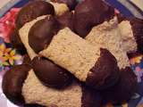 Biscuits des fêtes aux pacanes, amandes et chocolat