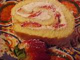 Gâteau roulé Viviane aux fraises et au chocolat blanc