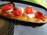 Mini pizzas au thon et tomates cerises farcies