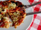Pitza (contraction de pita et pizza)