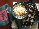 Brochette de seitan yakitori & nouilles sautées au pousses de soja et au gingembre