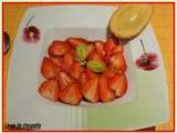 Emincee de fraises, miel citronnier, vinaigre balsamique, poivre rouge pondichery et basilic