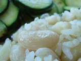 Gamelle saine: riz, haricots et courgette