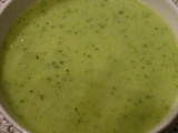 Soupe crémeuse de concombre au basilic et feta