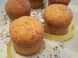 Lemon poppy seed muffins / muffins citron pavot