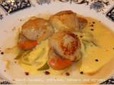 Saint-Jacques rôties, fondue de poireaux, sabayon à l'orange