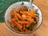 Salade tiède de carottes à la marocaine