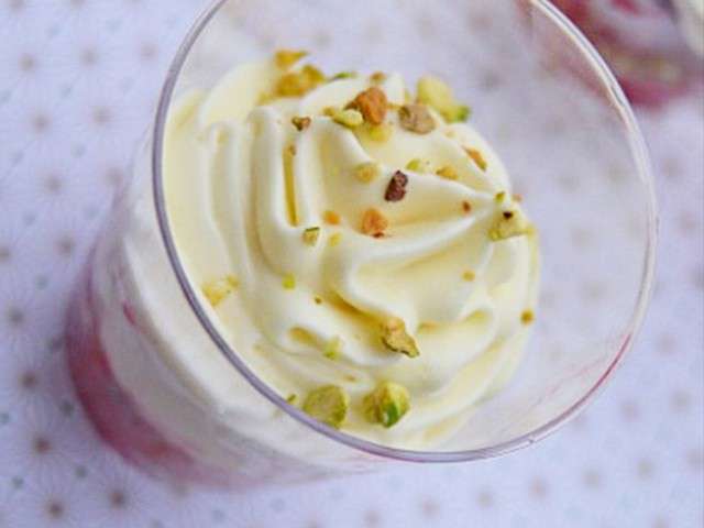 Verrines crème pistache (ou vanille) framboises - Recette Cookeo