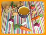 Soupe de légumes et fanes de radis