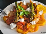 Poêlée de courgettes et asperges à la feta et au chorizo