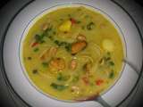 Soupe thaïe aux fruits de mer et au curry vert
