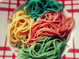 Spaghetti multicolores