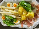 Asperges blanches comme ma mère les préparait
