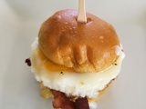 Mini burger œuf et bacon