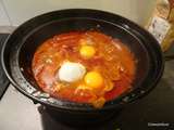 Ojjo Merguez - Merguez aux œufs en sauce tomates