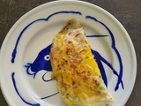 Omelette vietnamienne avec une feuille de riz