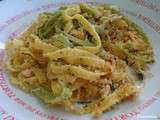 Paglia e fieno avec mollica - Pâtes avec chapelure à l'ail et aux herbes
