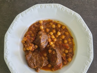 Pois chiches à la viande de bœuf