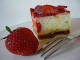 Gâteau mousseline rhubarbe/fraises sur fond spéculoos