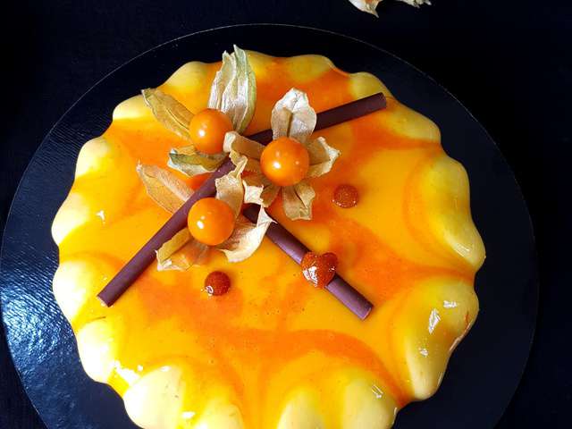 Entremets carotte-orange-physalis