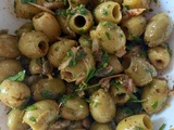 Olives marinées au romarin et piment