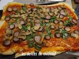Pizza andouille , champignons, épinards