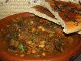 Douara , Bakbouka (tripes de mouton en sauce) recette Algérienne