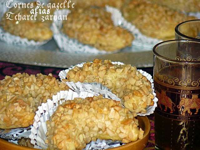 Recettes de Cornes de gazelles de La-cuisine-de-mes-racines