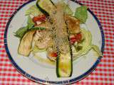 Salade de nouilles, calamar et courgettes