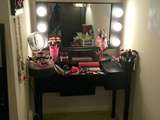 Vanity Table Set With Lights