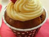 Cupcakes aux fraises et chocolat blanc {sans oeufs}
