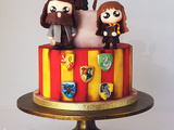Gâteau Harry Potter Kawaï de Cre-AnneC Cake Designer (Tuto modelage)