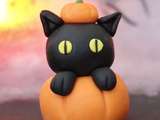 Modelage du chat noir d’Halloween