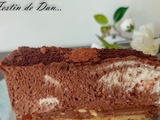 Gâteau au Chocolat, Croustillant Praliné aux Eclats de Cacahuètes Caramélisées