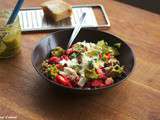 Salade de quinoa fraises avocat feta et pesto de pistache